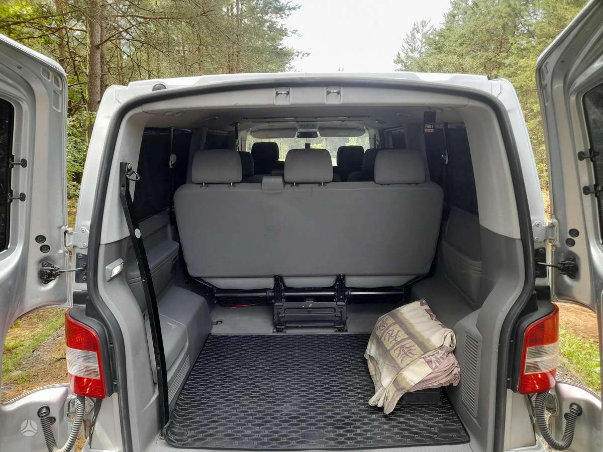 Volkswagen Caravelle 2007 — photo 9