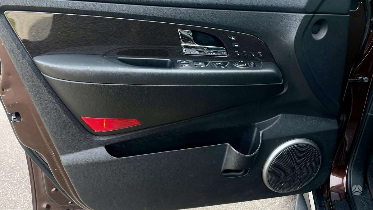 SsangYong Rexton 2014 — photo 20