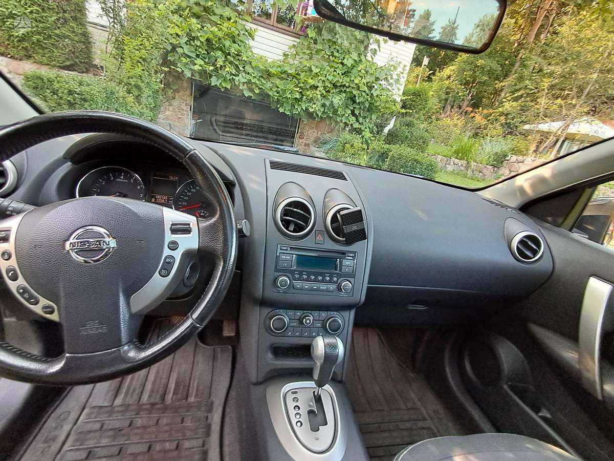 Nissan Qashqai+2 2012 — photo 11