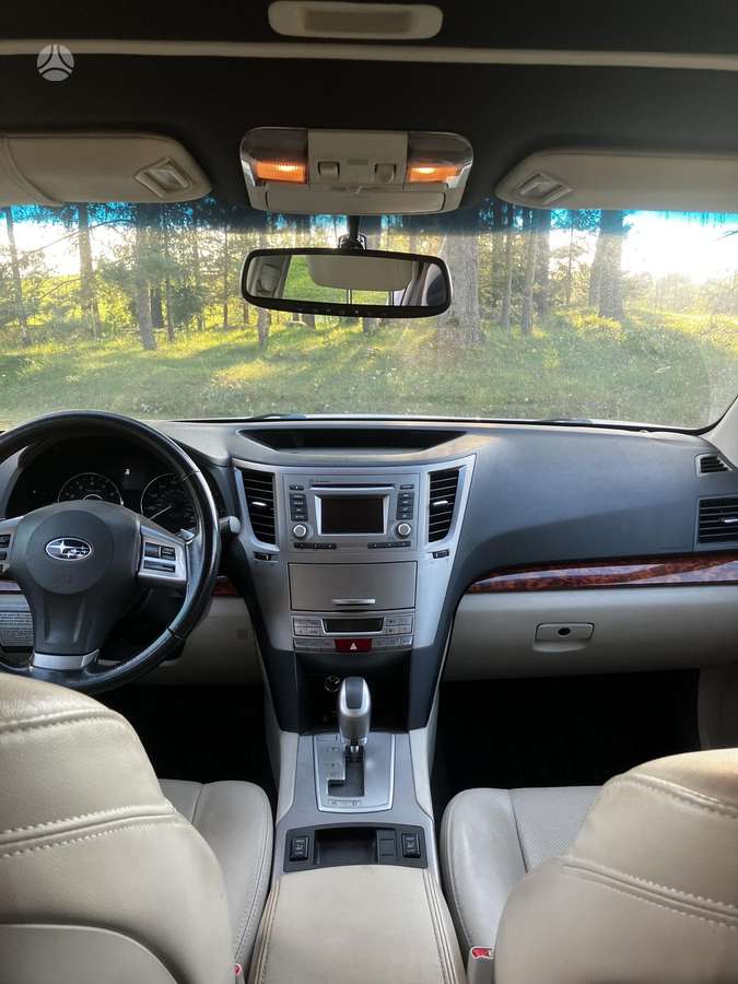 Subaru Outback 2012 — photo 8