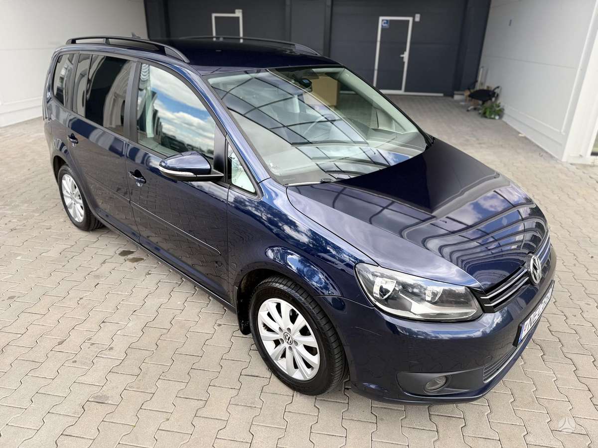 Volkswagen Touran 2011 — photo 10