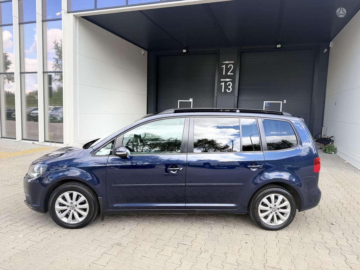 Volkswagen Touran 2011 — photo 7