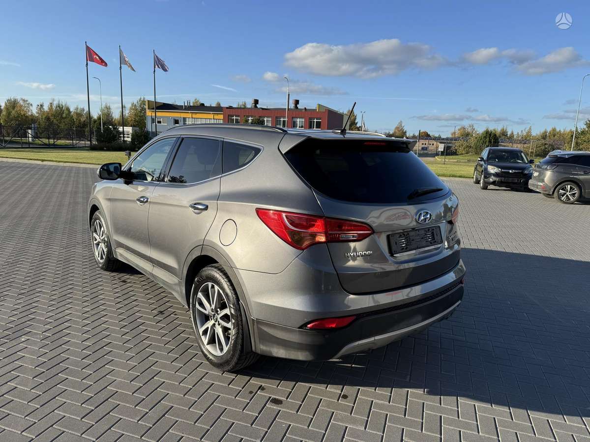Hyundai Santa 2015 — двигун 1995 cm³, 150 HP (110kW)