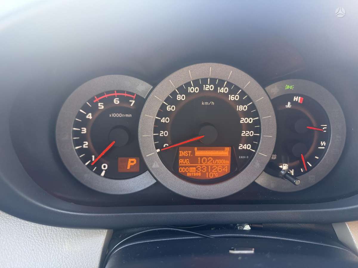 Toyota RAV4 2009 — photo 7