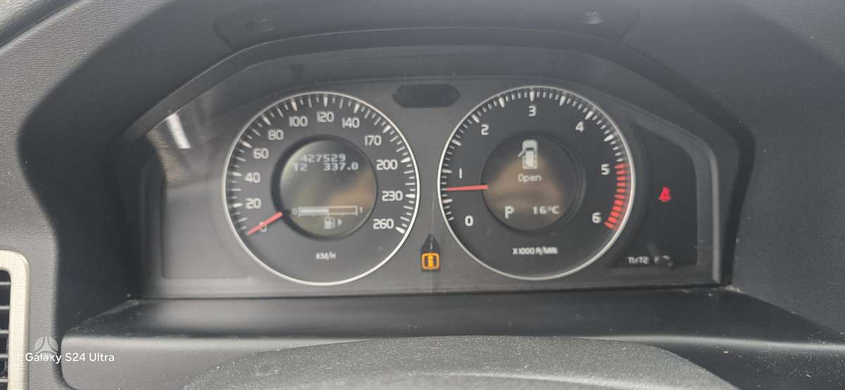 Volvo V70 2008 — photo 6