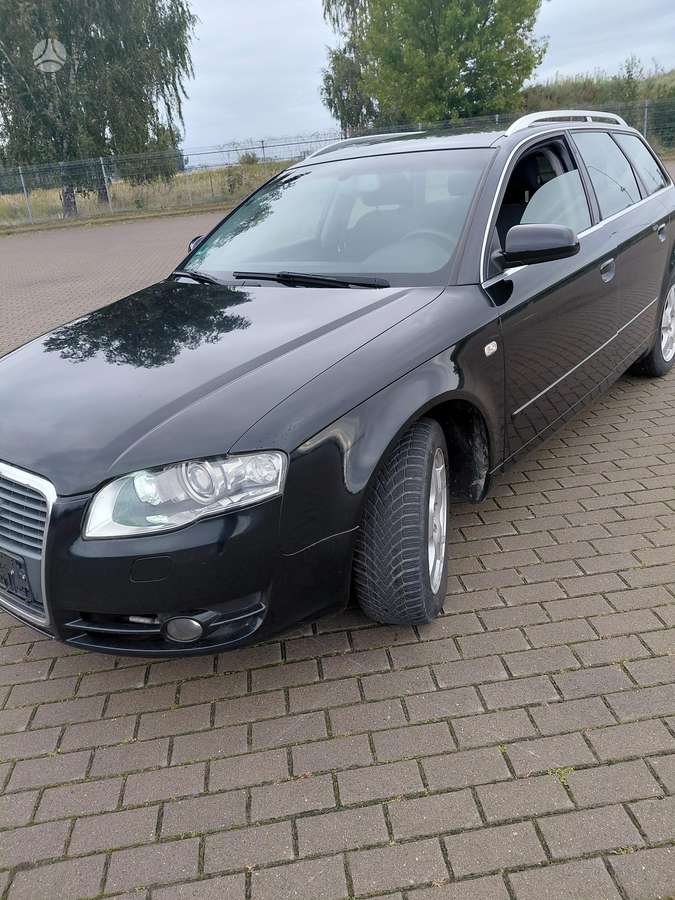 Audi A4 2007 — rear view