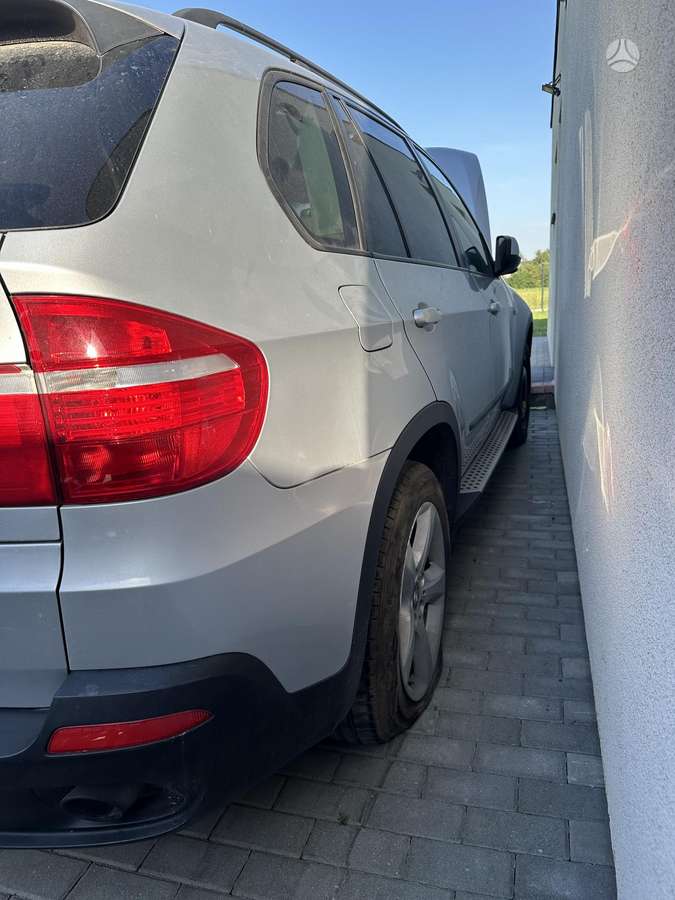 BMW X5 2008 — photo 7