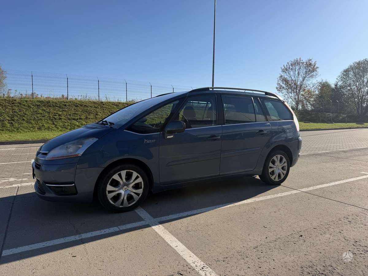 Citroen Grand 2010 — photo 9