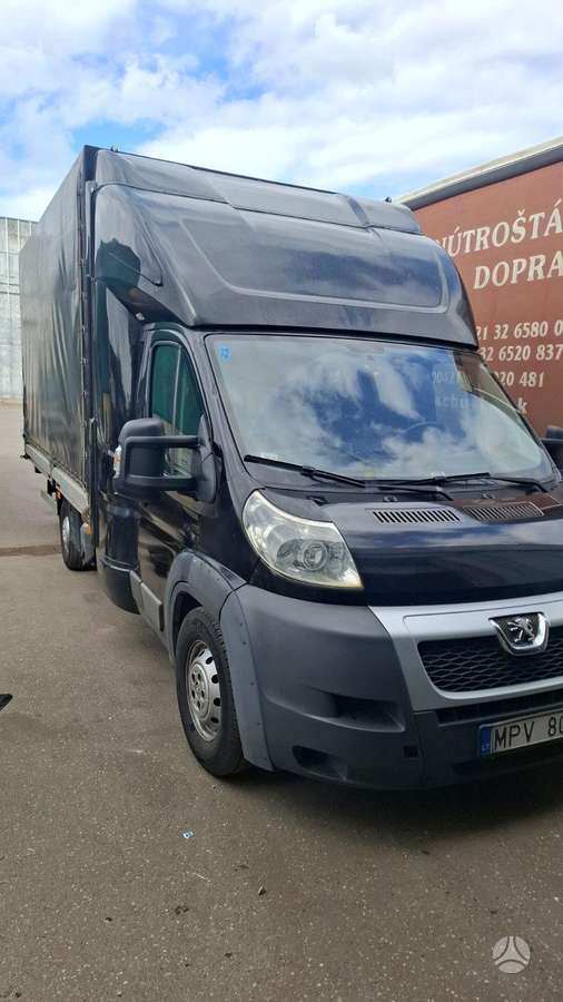 Peugeot Boxer 2014 — rear view