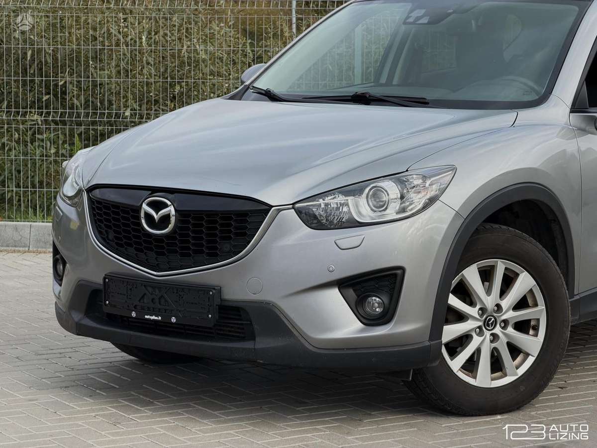 Mazda CX-5 2012 — вигляд ззаду