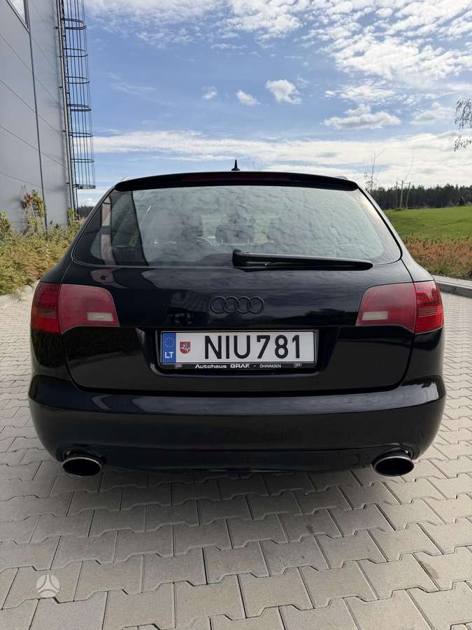 Audi A6 2005 — interior