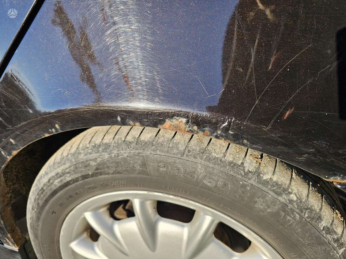 Mercedes-Benz E320 2006 — photo 16