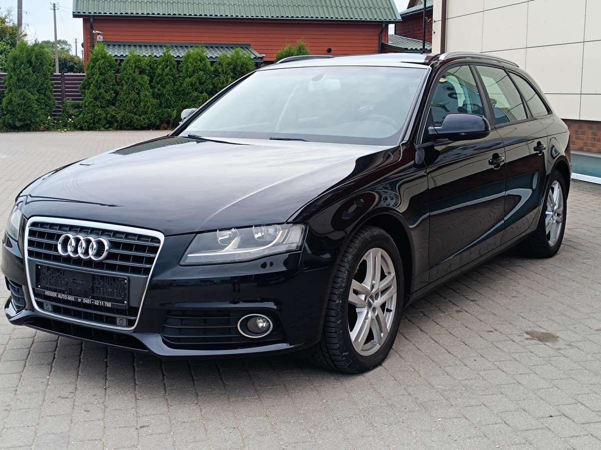 Audi A4 2009 — interior