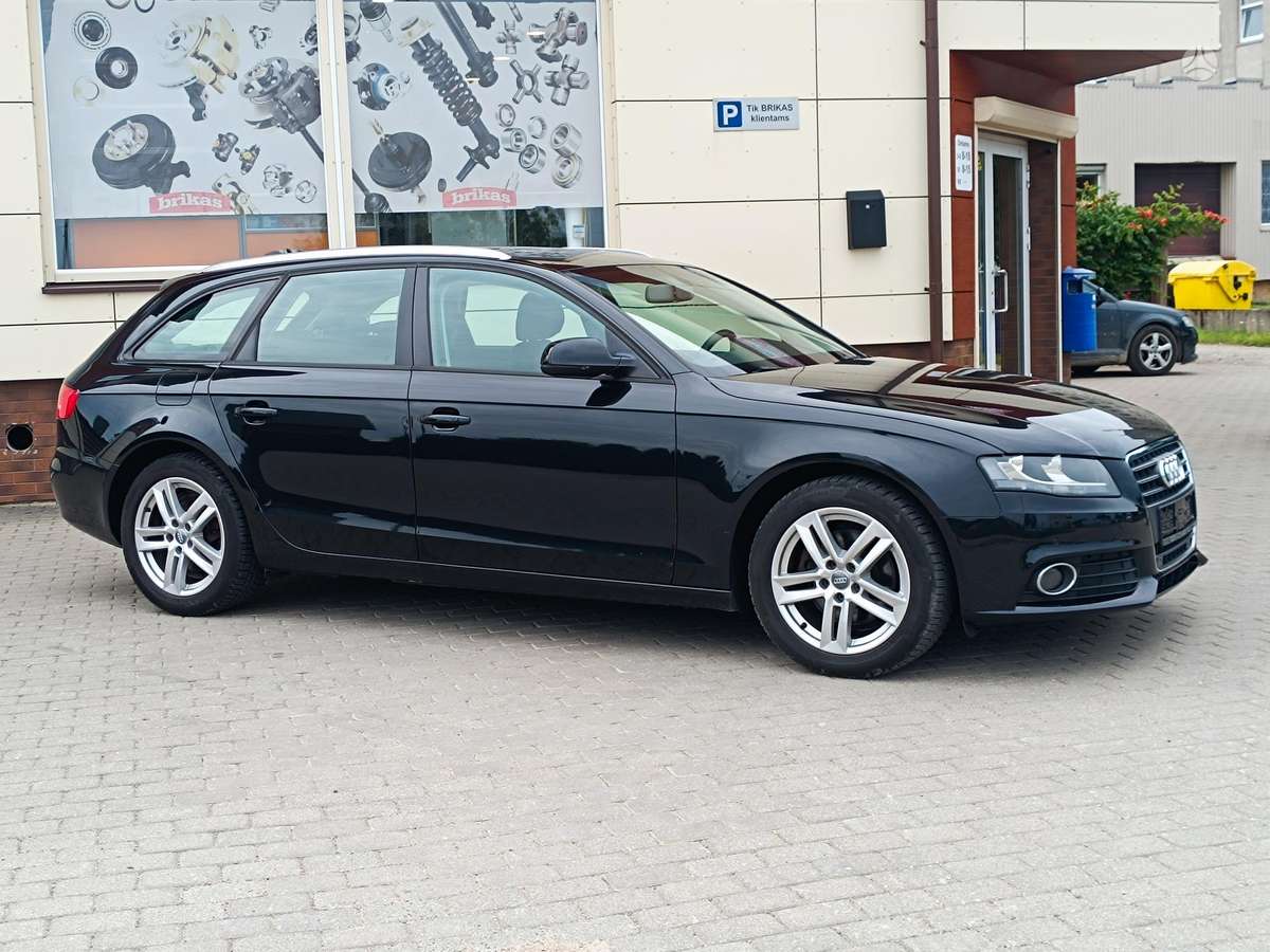 Audi A4 2009 — engine 1986 cm³, 140 HP (103kW)