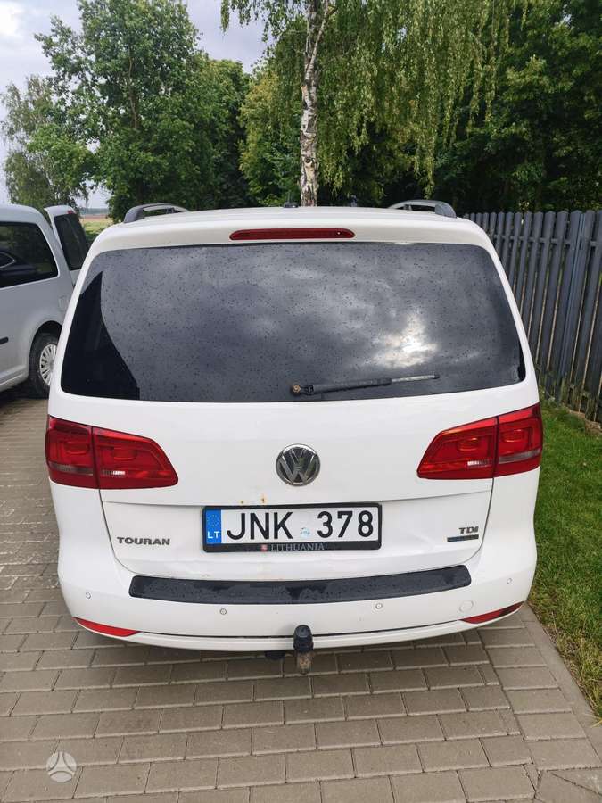 Volkswagen Touran 2012 — photo 6