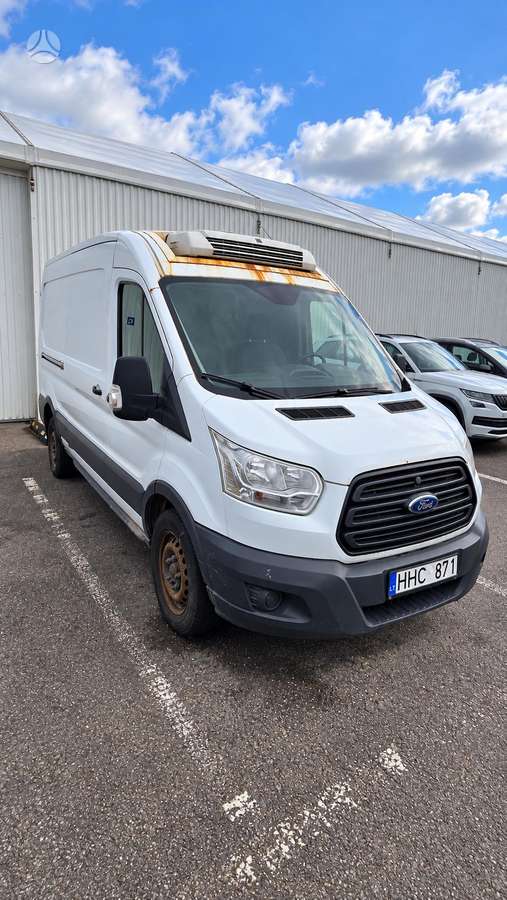 Ford Transit 2014 — вигляд ззаду