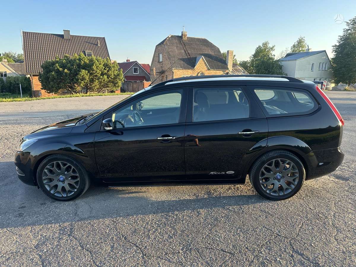 Ford Focus 2009 — двигун 1560 cm³, 109 HP (80kW)