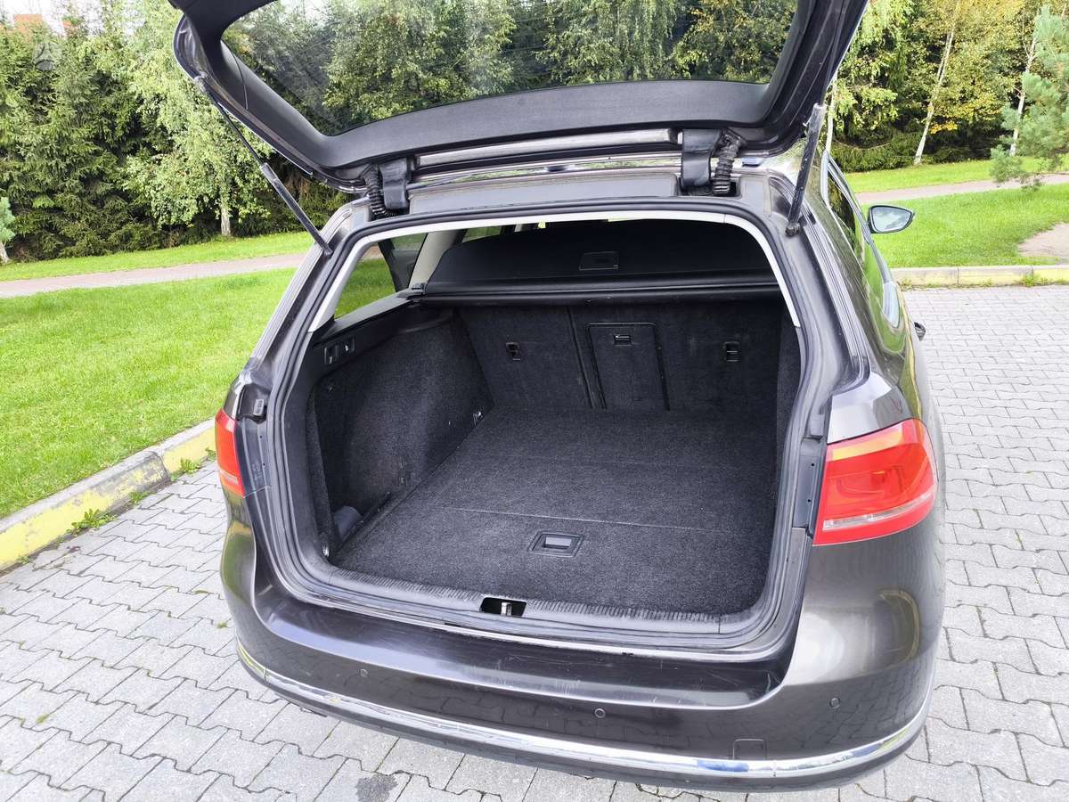 Volkswagen Passat 2012 — photo 15