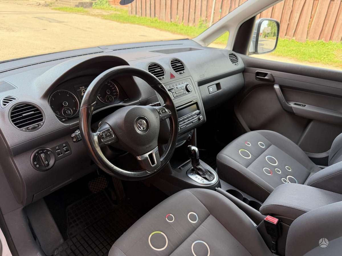 Volkswagen Caddy 2012 — photo 19