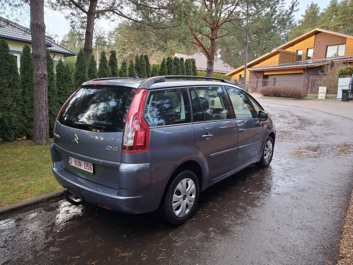 Citroen Grand 2010 — photo 6