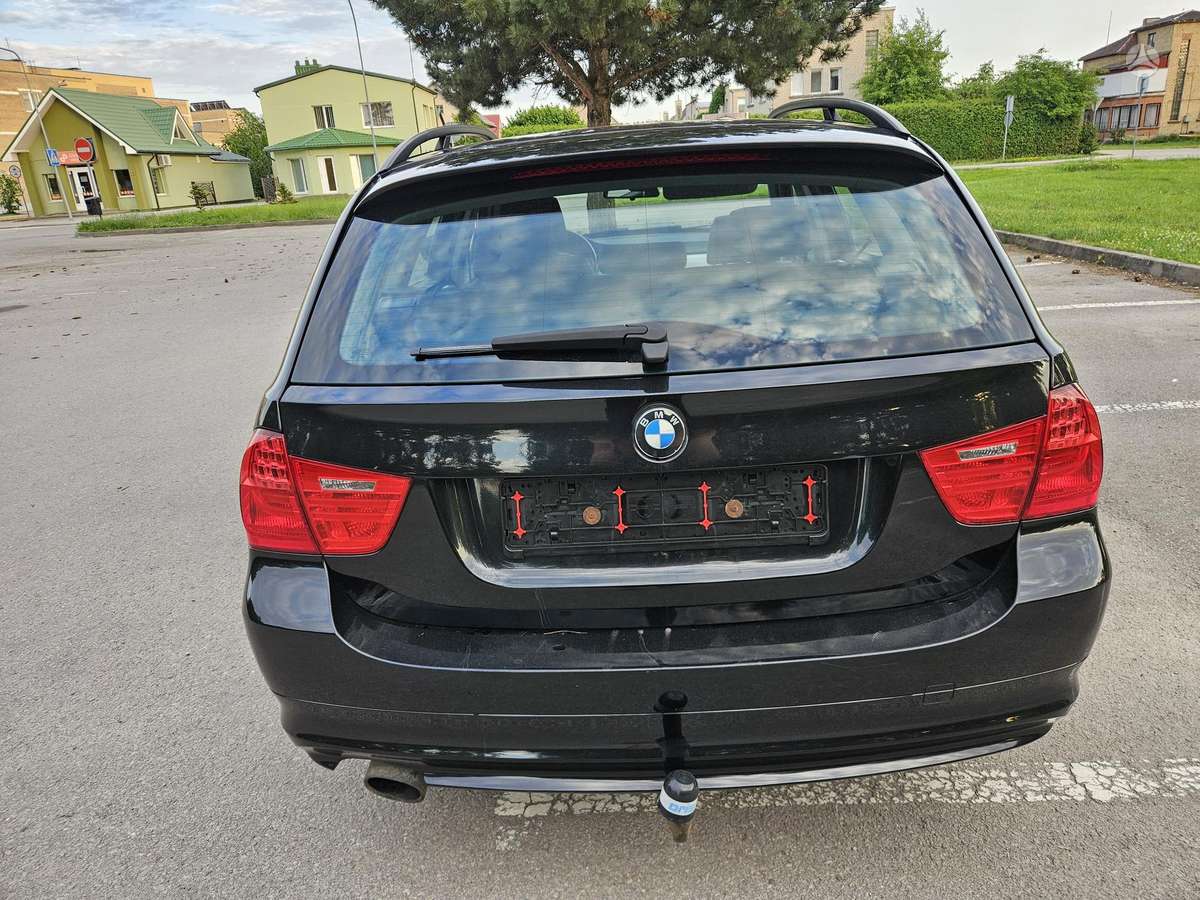BMW 318 2010 — photo 6