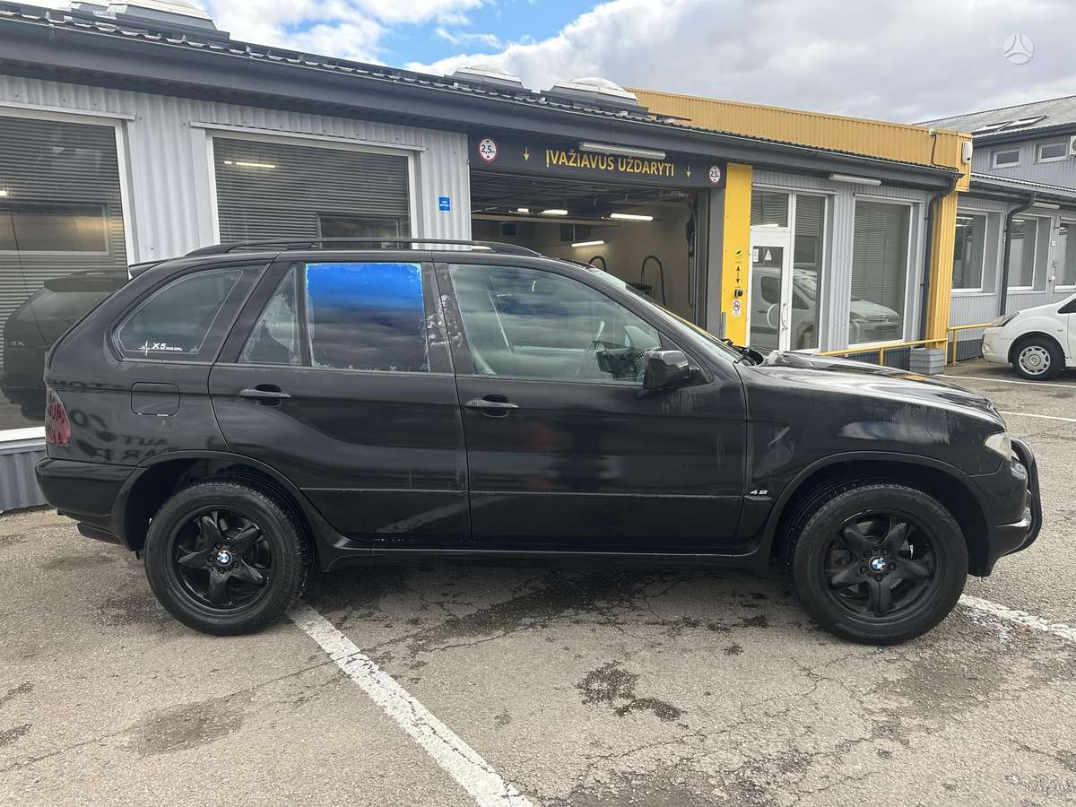 BMW X5 2004 — двигун 2993 cm³, 218 HP (160kW)