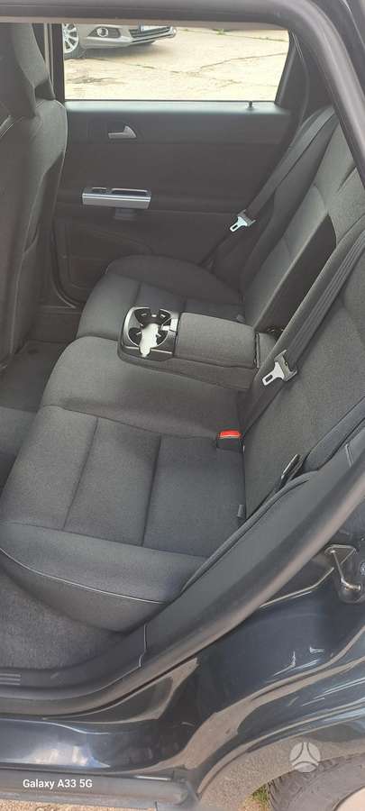 Volvo V50 2010 — photo 8