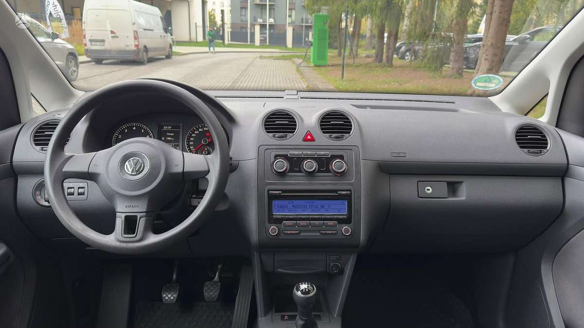 Volkswagen Caddy 2011 — photo 18