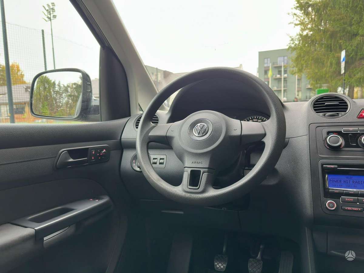Volkswagen Caddy 2011 — photo 19