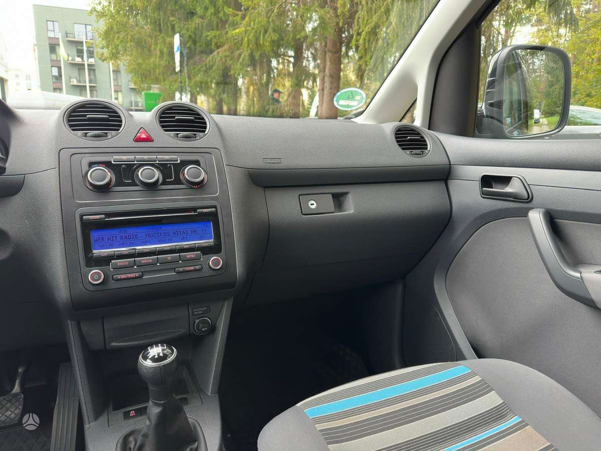 Volkswagen Caddy 2011 — photo 20