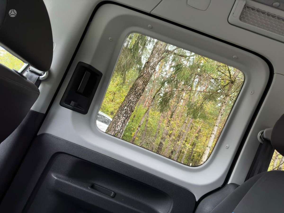 Volkswagen Caddy 2011 — photo 28
