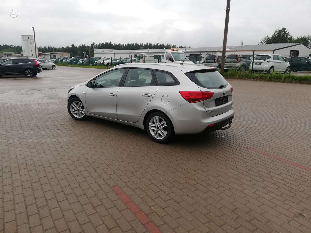 Kia Ceed 2014 — двигун 1700 cm³, 109 HP (80kW)