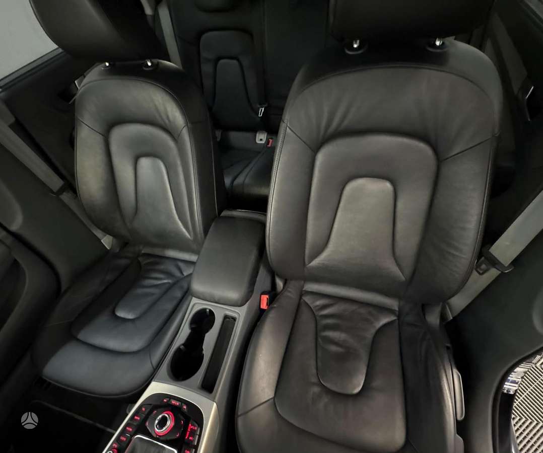 Audi A4 2013 — photo 11