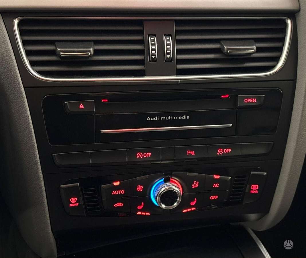 Audi A4 2013 — photo 14