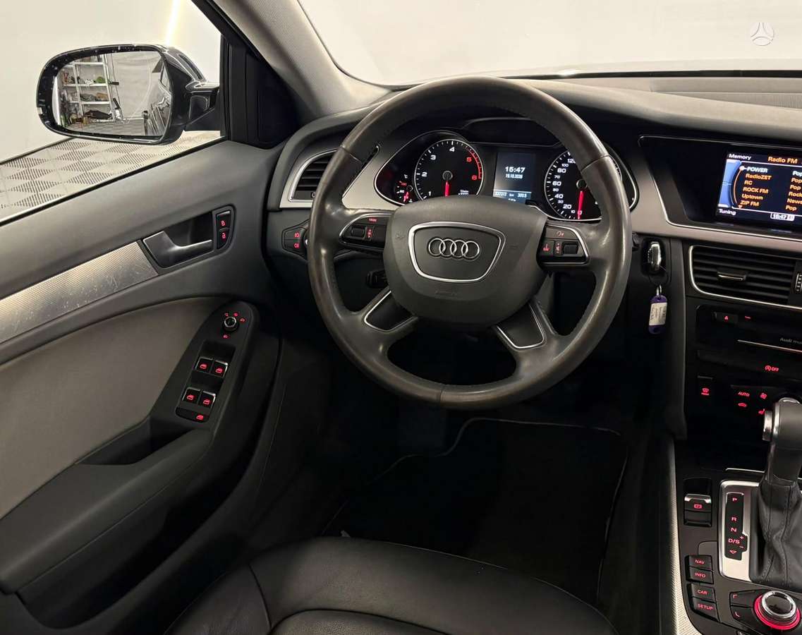 Audi A4 2013 — photo 23