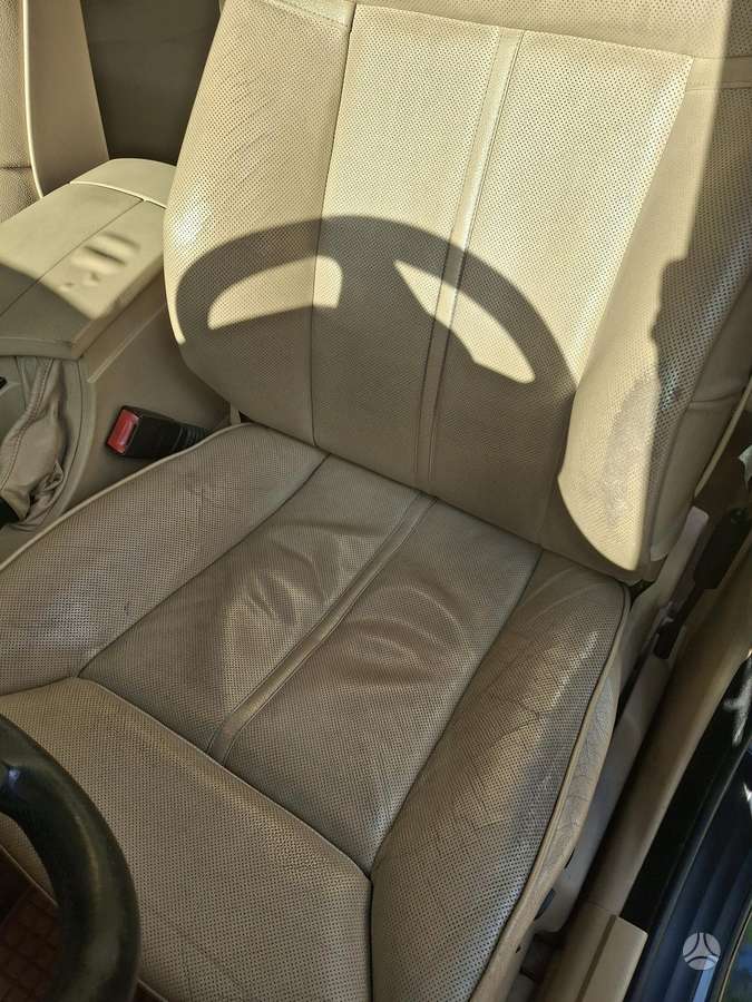 BMW 530 2004 — photo 10