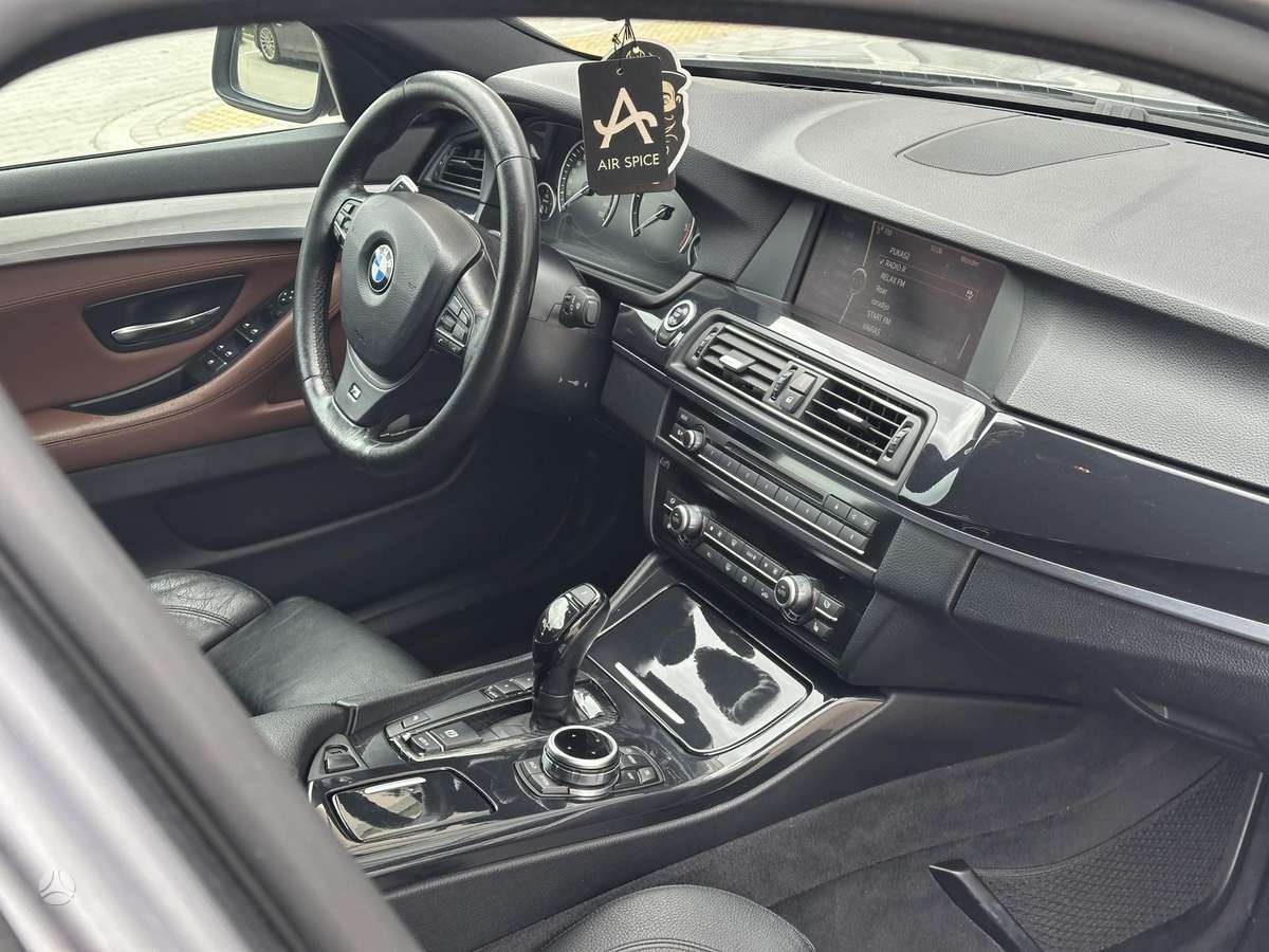BMW 525 2012 — photo 12