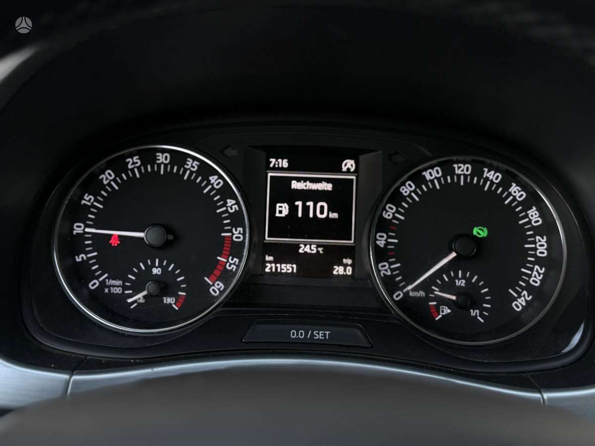 Skoda Fabia 2015 — photo 15