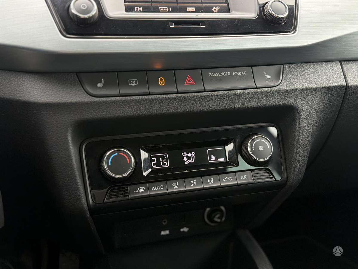 Skoda Fabia 2015 — photo 16