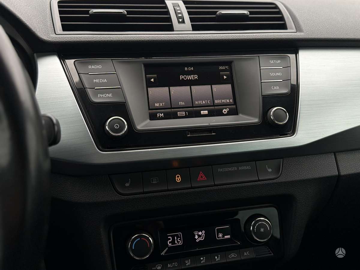 Skoda Fabia 2015 — photo 17