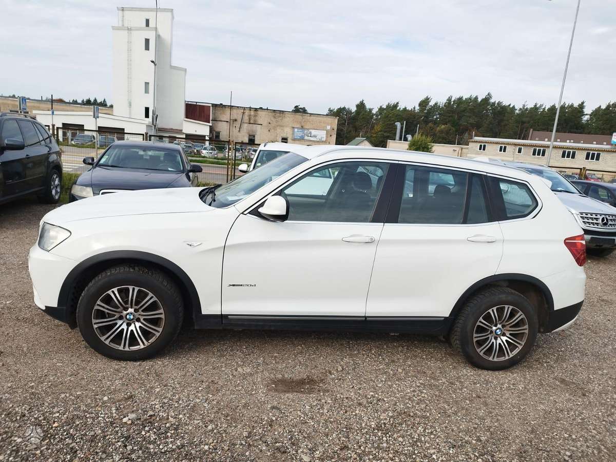 BMW X3 2011 — двигун 1995 cm³, 184 HP (135kW)
