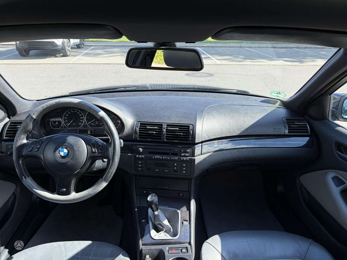 BMW 320 2004 — photo 21