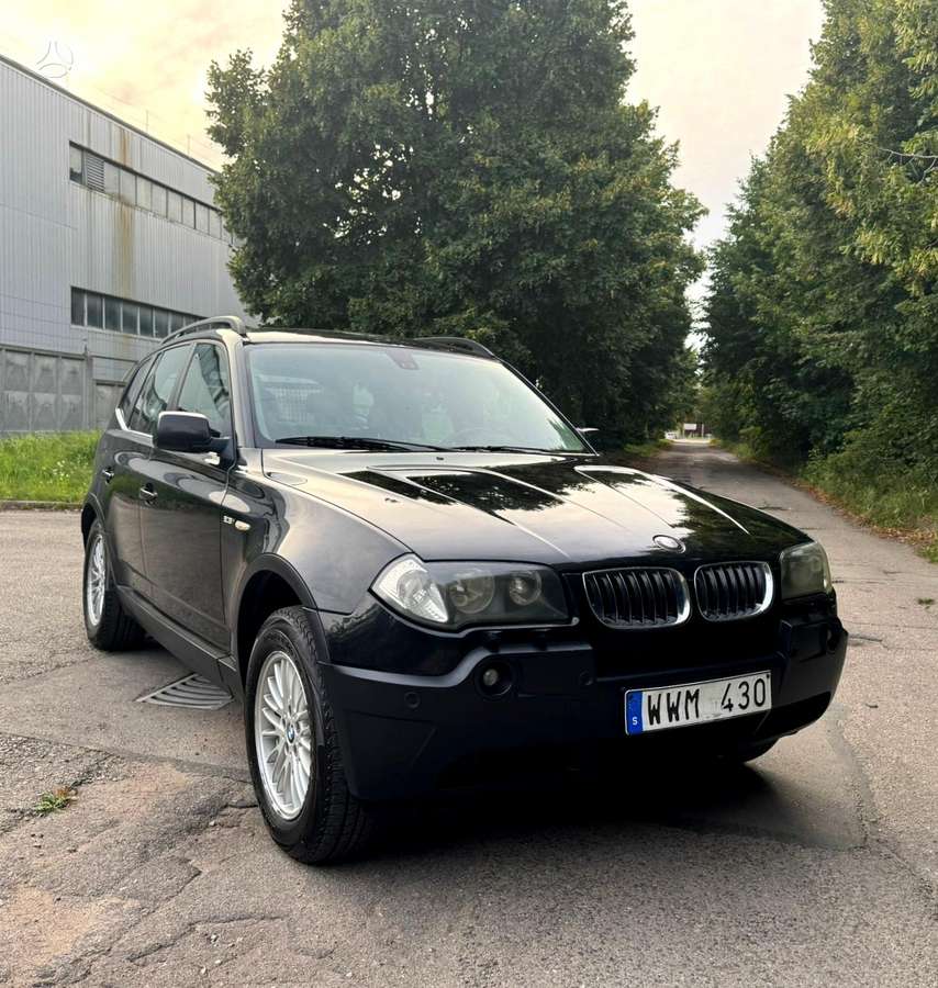 BMW X3 2005 — rear view