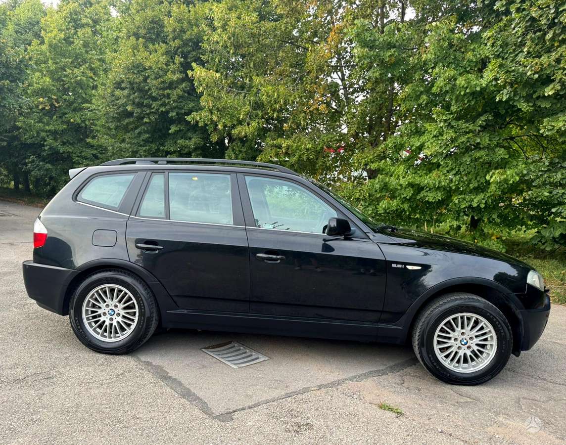 BMW X3 2005 — interior