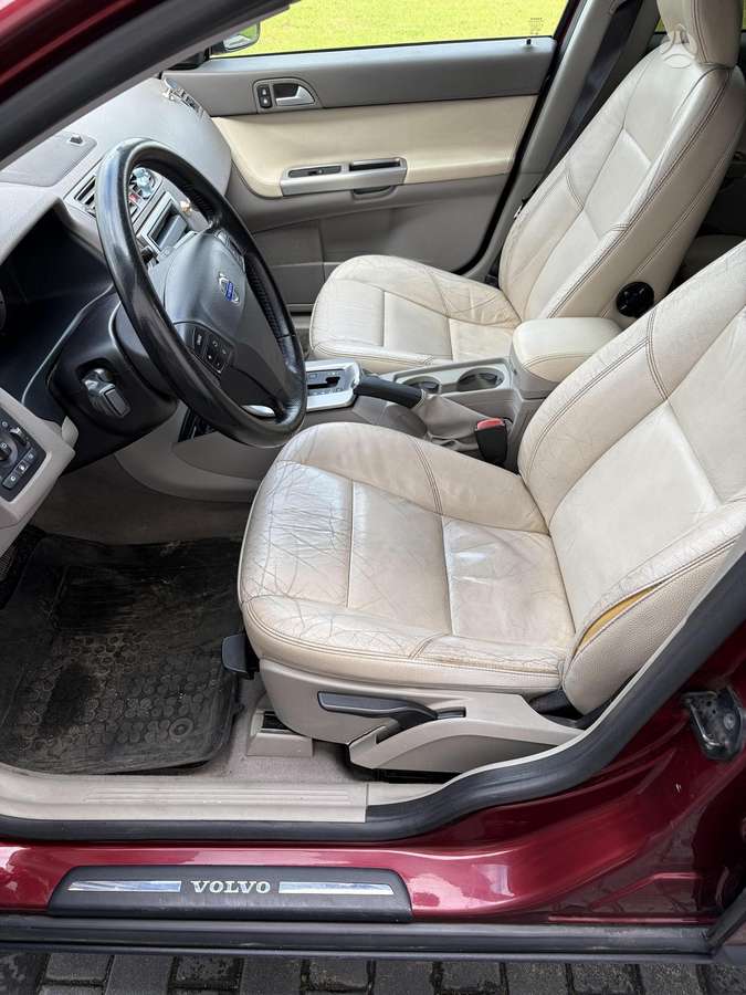Volvo V50 2006 — photo 19