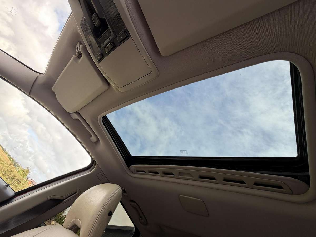Volvo V50 2006 — photo 24