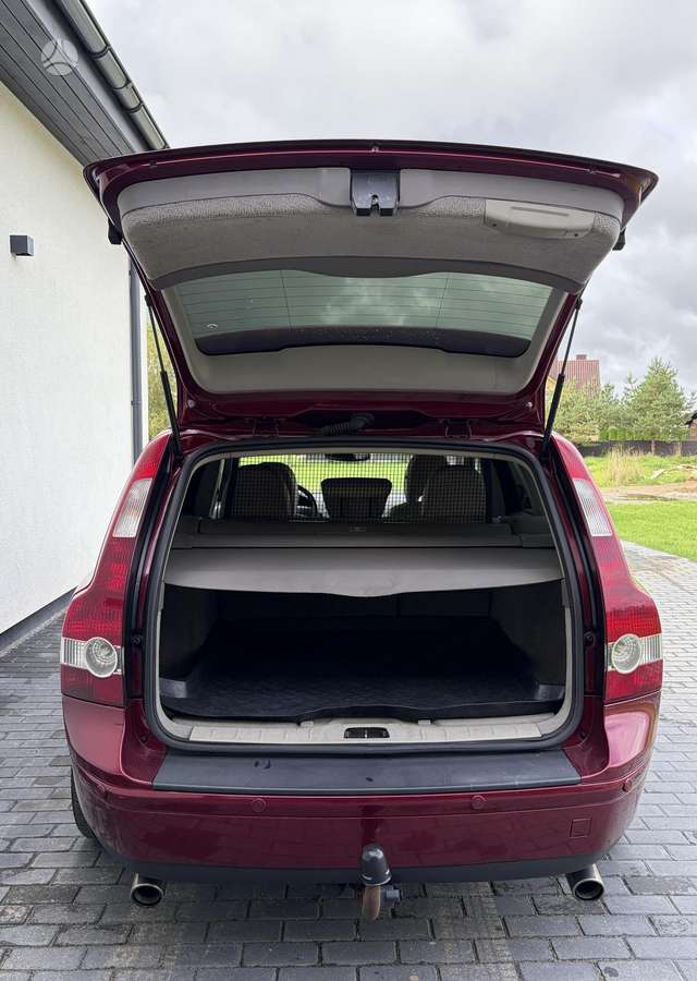 Volvo V50 2006 — photo 28