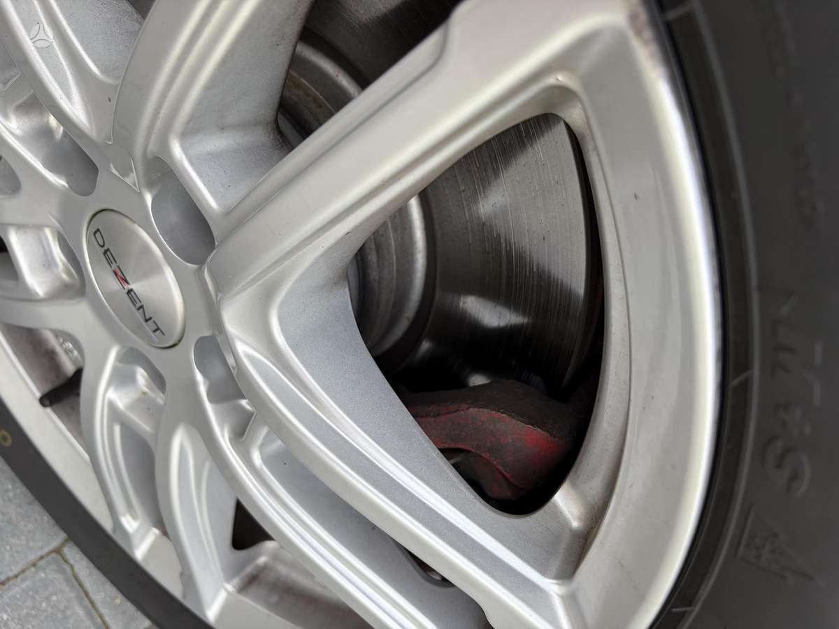 Volvo V50 2006 — photo 31