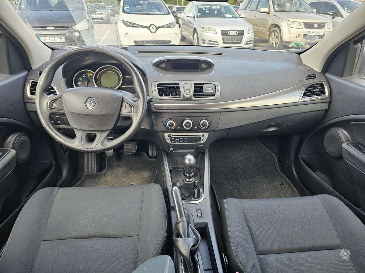 Renault Megane 2014 — photo 11