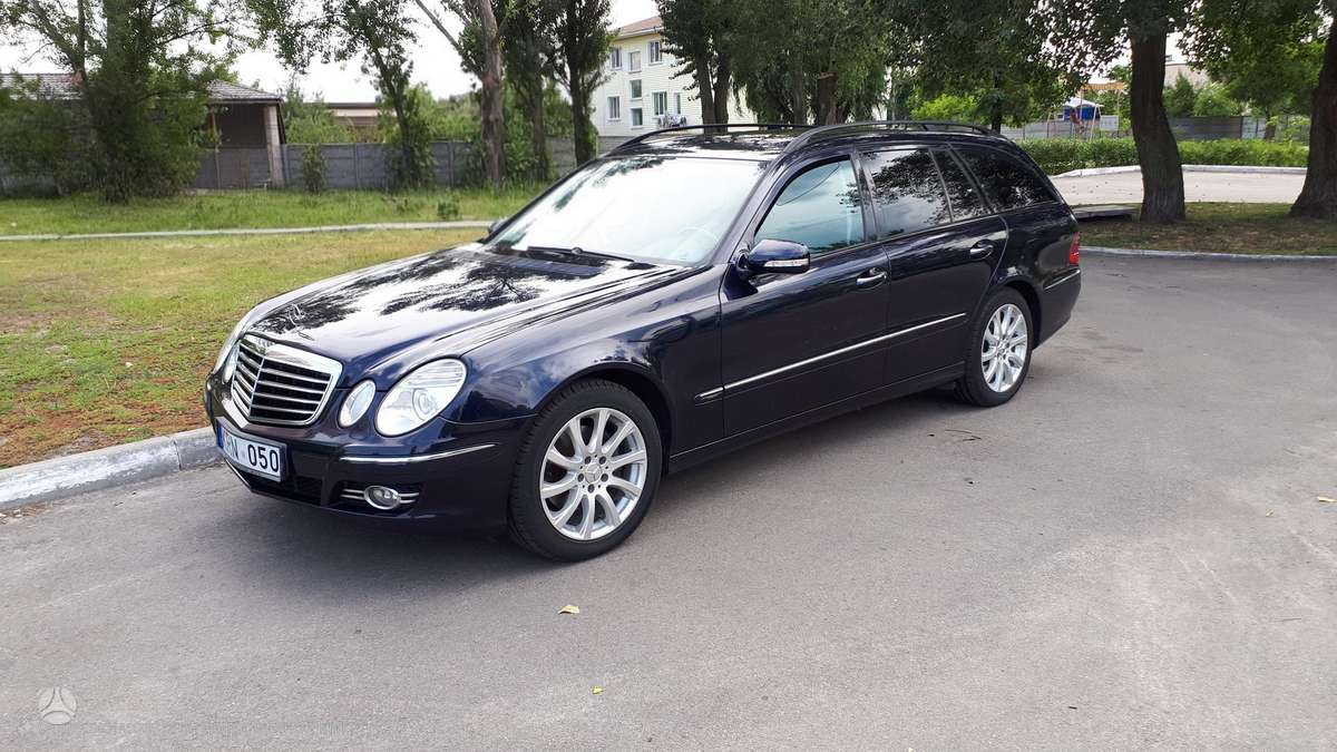 Mercedes-Benz E320 2006 — engine 2987 cm³, 224 HP (165kW)